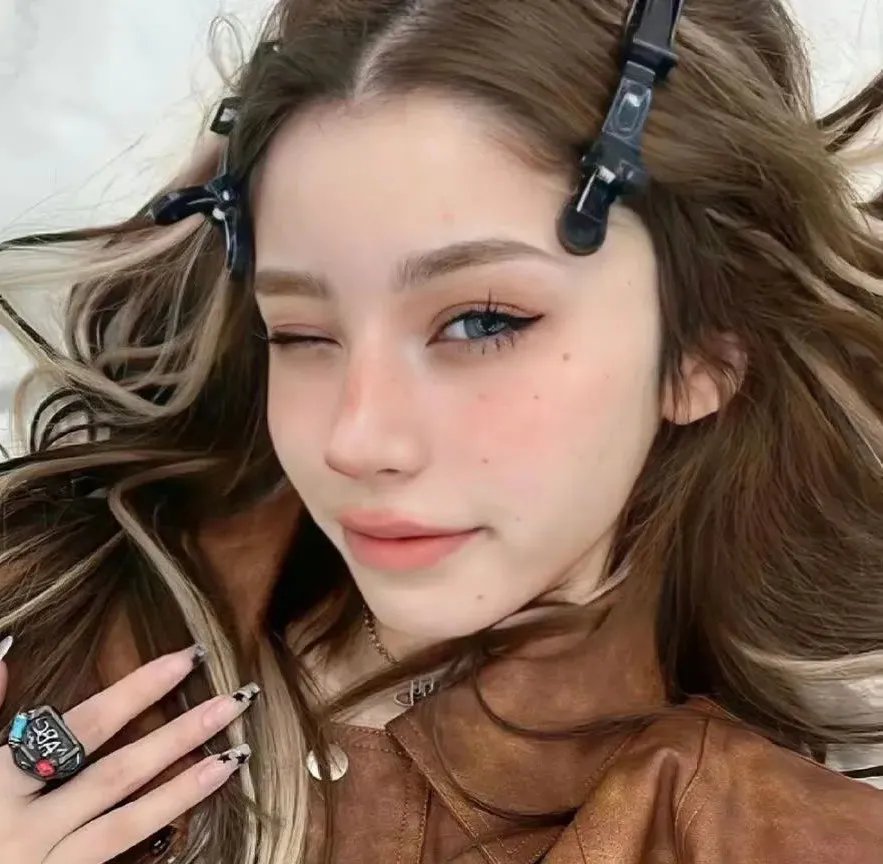 小鬼出招